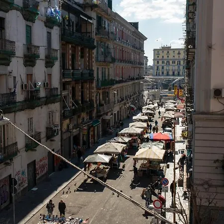 Ferrovia 3* Nápoles