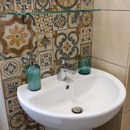 Ferrovia 게스트하우스