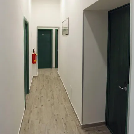 Ferrovia Guest house Naples