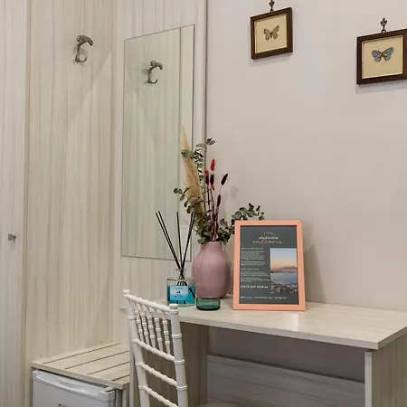 招待所 Ferrovia 那不勒斯