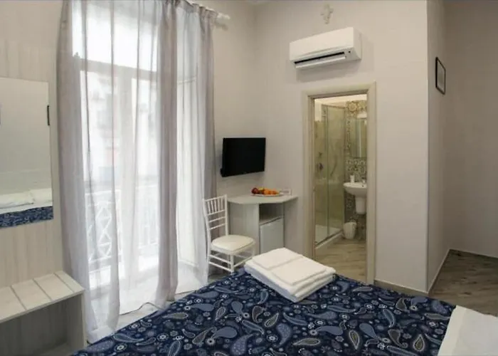 Ferrovia Pensionat Neapel