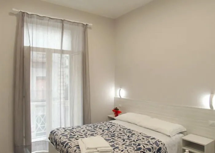 Ferrovia Gæstehus Napoli