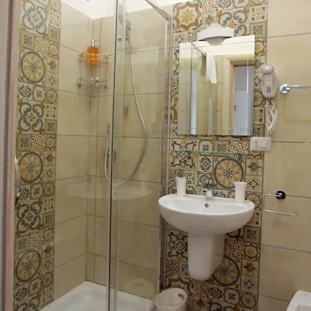 Guest house Ferrovia 3*