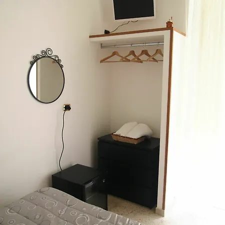 Gasthof Ferrovia Neapel